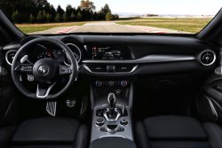Alfa Romeo Stelvio (2019) - Создание лекал для кузова и интерьера автомобиля. Продажа шаблонов в электронном виде для резки защитной пленки на плоттере.